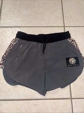 Buc-ee's Women's Gray Athletic Shorts with Leopard Accent